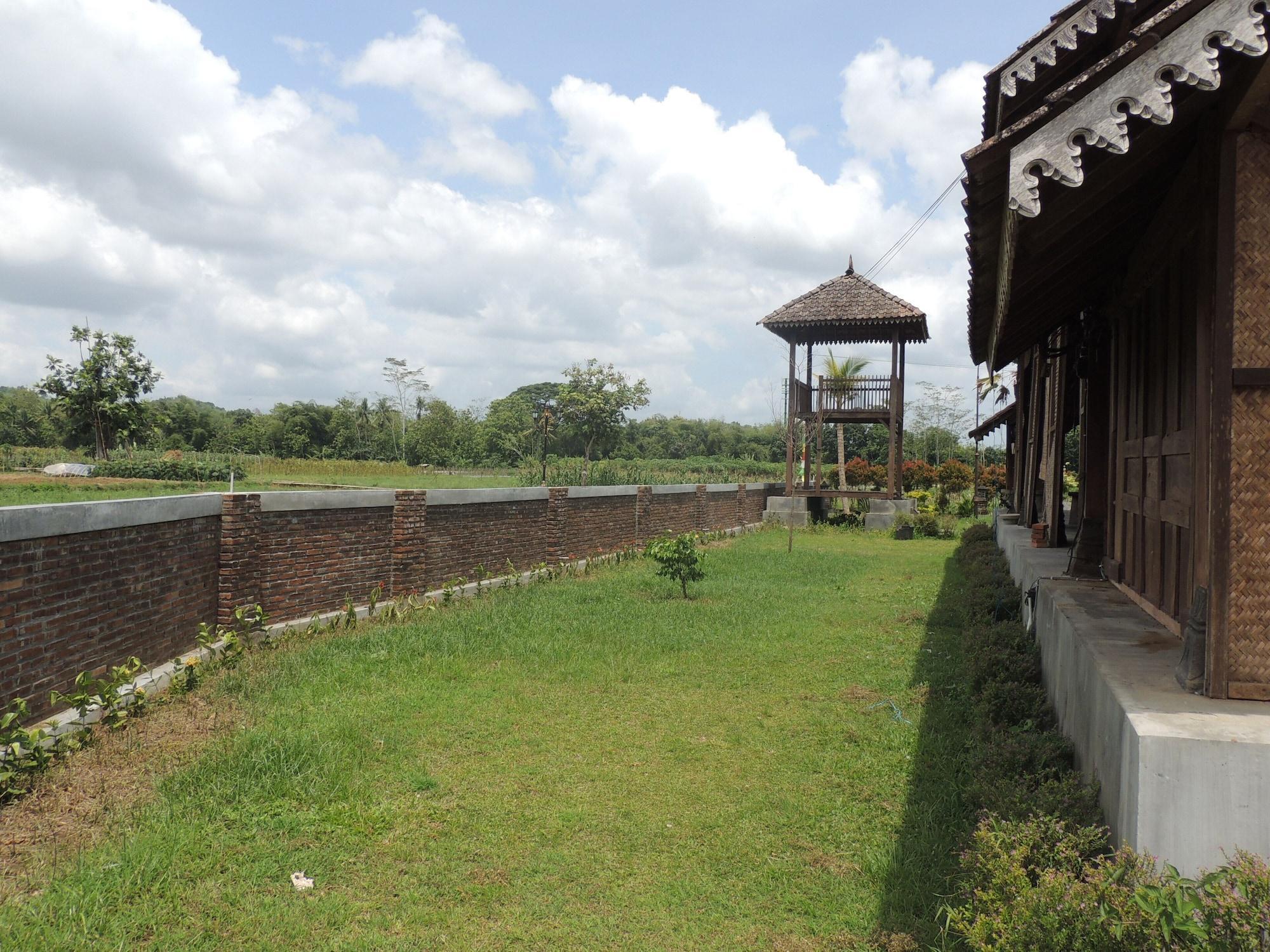 马格朗 Balkondes Karanganyar Pottery Academy酒店 外观 照片
